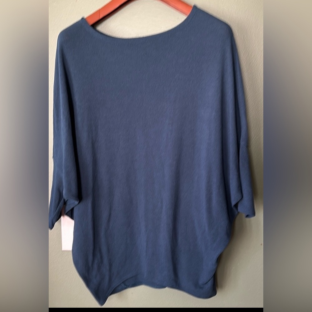 Women Sz L Jolie elegant dolman sleeves scoop neck oversized light sweater top